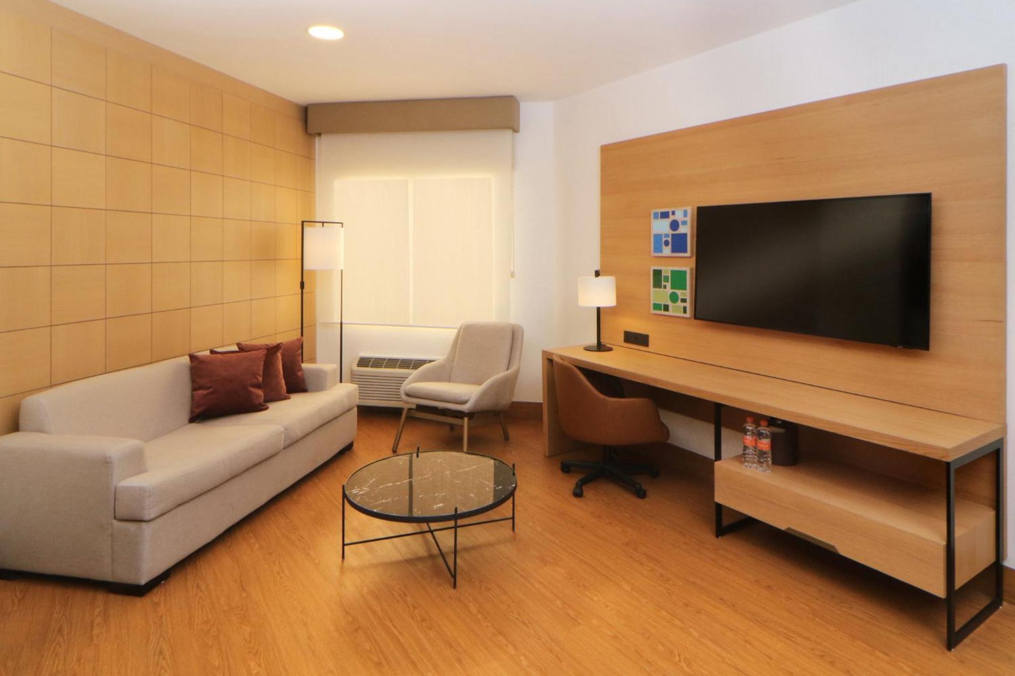 Holiday Inn Tijuana Zona Rio By Ihg Exterior photo