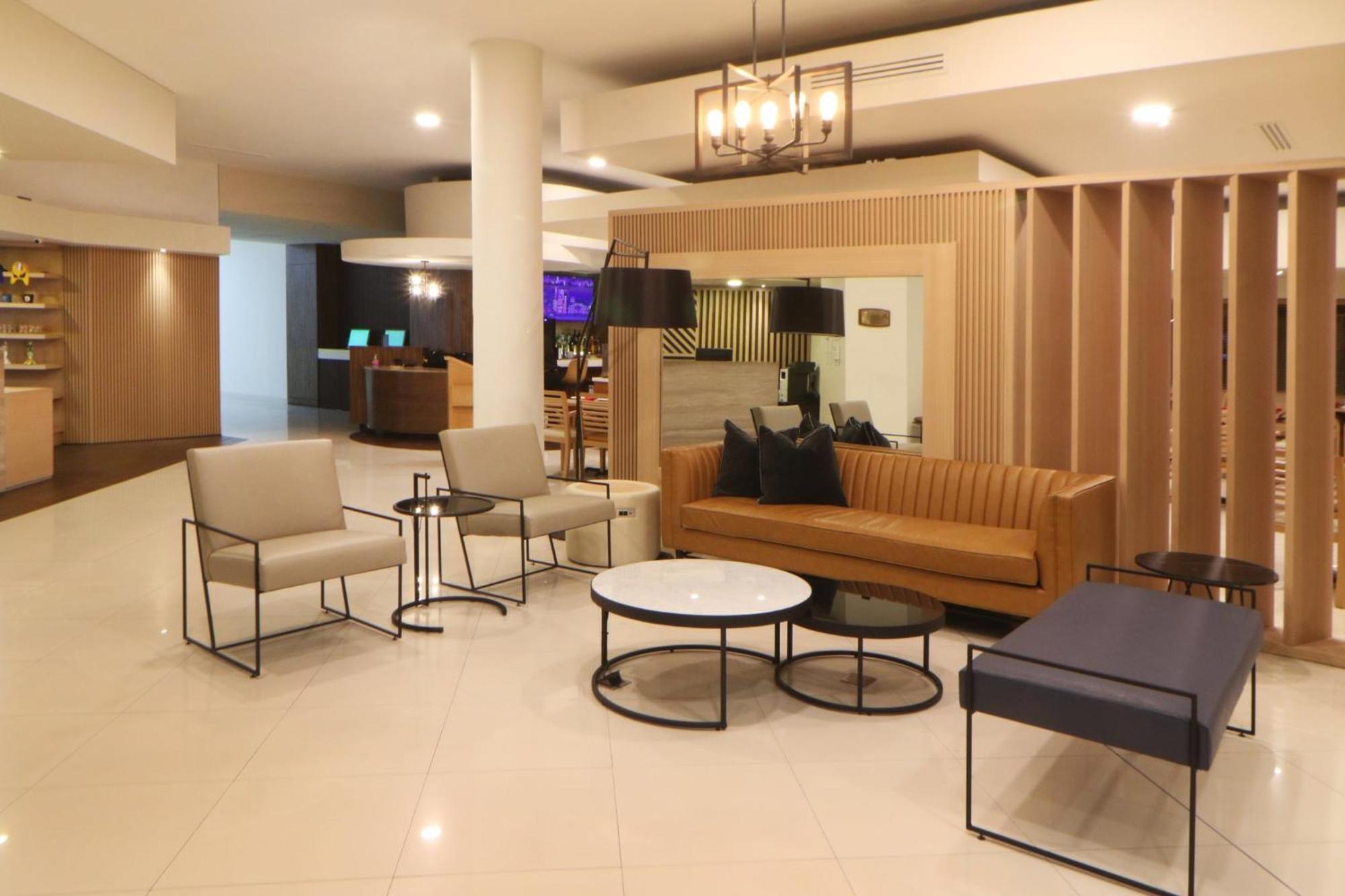 Holiday Inn Tijuana Zona Rio By Ihg Exterior photo